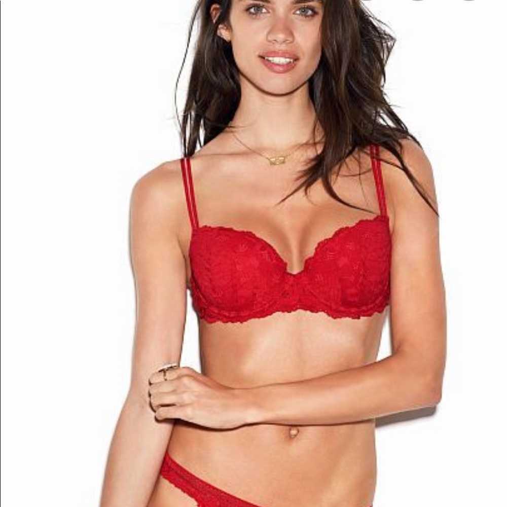 Victoria Secret PINK Date Push Up Bra